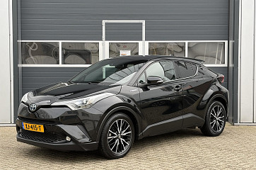 Toyota C-HR 1.8 Hybrid Executive | Climate | JBL | Stoel verwarming | Camera | Parkeer sensoren |