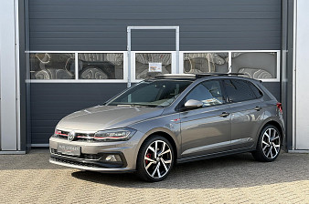Volkswagen Polo 2.0 TSI GTI | CarPlay | Stoel verwarming | Camera | Pano | LED |