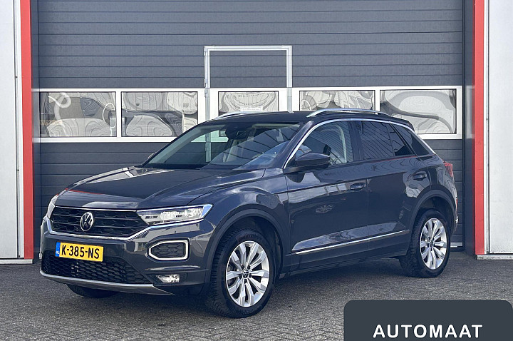 Volkswagen T-Roc 1.5 TSI Sport | LED | Lichtmetaal | Virtual | ACC |