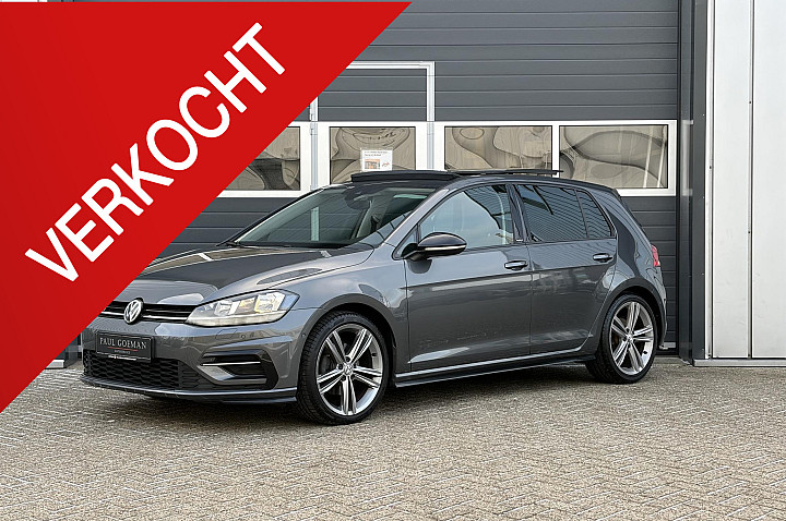 Volkswagen Golf 1.5 TSI Highline Business R Line | Pano | Climate | Parkeer sensoren | dodehoek |
