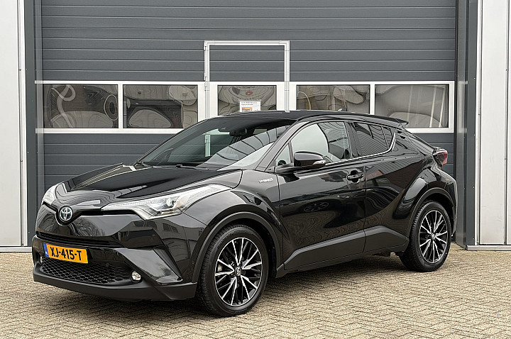 Toyota C-HR 1.8 Hybrid Executive | Climate | JBL | Stoel verwarming | Camera | Parkeer sensoren |