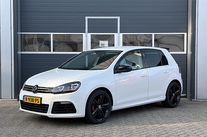 Volkswagen Golf 1.4 TSI Highline | Climate | Stoel verwarming | parkeer sensoren | LED |