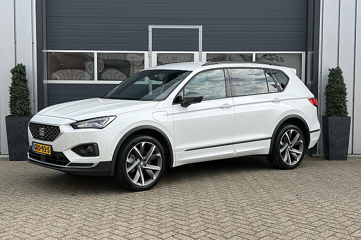 Seat Tarraco 1.4 TSI e-Hybrid PHEV FR Business | LED | Keyless | Elektrische klep | Virtual | 20 Inch | Camera |