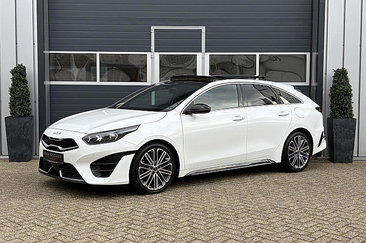 Kia ProCeed 1.5 T-GDi GT-PlusLine | Pano | JBL | Full option | LED | Elektrische klep | Dodehoek |