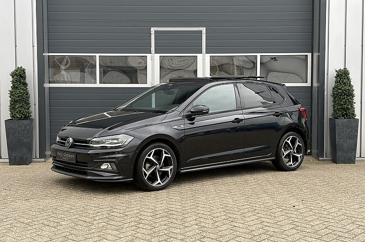 Volkswagen Polo 1.5 TSI Highline Business 3x R-Line | Pano | CarPlay | Keyless | Camera | LED | Parkeer sensoren |